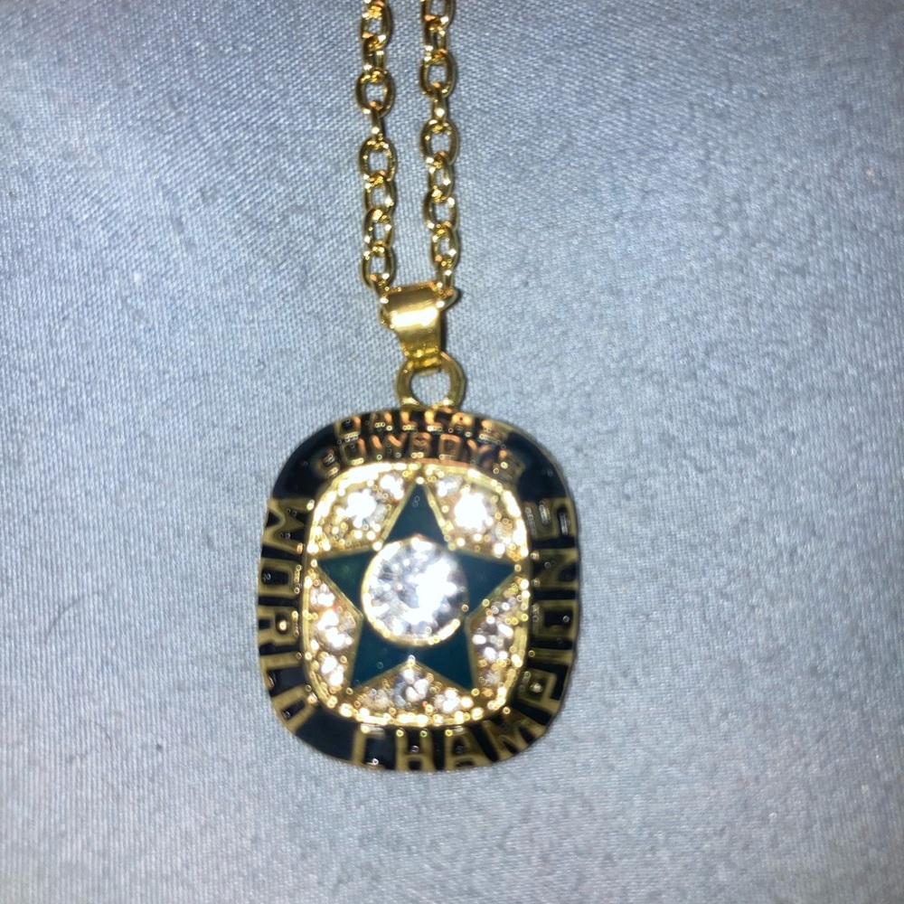 Gold-Tone Dallas Cowboys Star Pendant Necklace